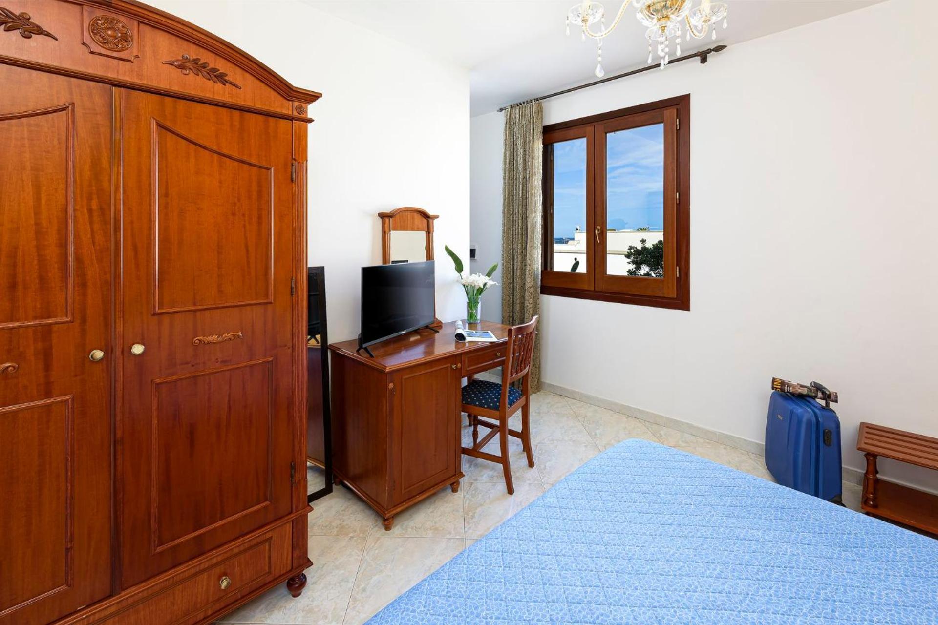 Araba Fenice Hotel San Vito Lo Capo Dış mekan fotoğraf